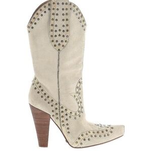 Nike Air Studded Cowgirl boots size 8. Leather G series.